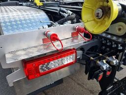 Renault K480 K480 8X4 MultiLift 25s61