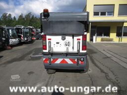 Boschung S3 Kehrmaschine urban sweeper Wildkraut