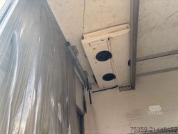 VOLVO FL 12.210 Kühlkoffer