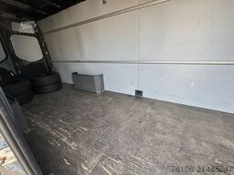 MERCEDES-BENZ Sprinter III Kasten 319 CDI RWD L4