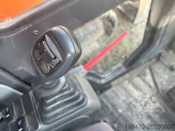 Doosan DX140LCR-5 with PowerTilt OQ65 quickcoupler (without bucket)