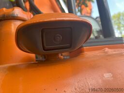 Doosan DX140LCR-5 with PowerTilt OQ65 quickcoupler (without bucket)