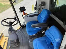 New Holland CX 8080