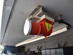 MERCEDES-BENZ Atego 1530 16t. 2-Zonen Tiefkühl Carrier LBW