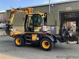JCB Pothole Pro - YT23 OLE