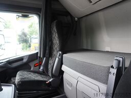 SCANIA R450 6×2 / 5-row hook refrigeration