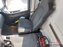 IVECO X-WAY 460 AD  3-S-Kipper + Frontkran PK18002 EH