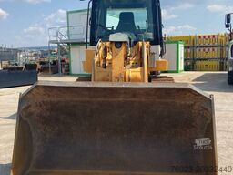 Liebherr LR 624