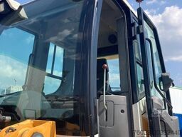 Liebherr LR 624