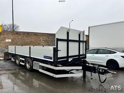 Konar flatbed trailer with sideboards
