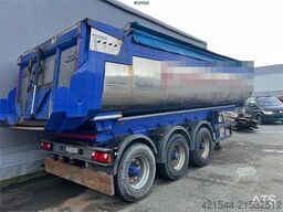 Langendorf 3 axle asphalt semi w/ Hydraulic canopy