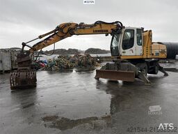 Liebherr A316 Litronic with sorting claw