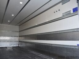 MERCEDES-BENZ Actros 2551 L 6x2 E6 AHK RET LBW