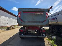 SCHMITZ CARGOBULL ca. 26 cbm Hlabrund Hinterkipper, Lift