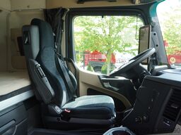 Mercedes-Benz Actros 2545 6x2 MP5/ ADR AT/Curtainsider