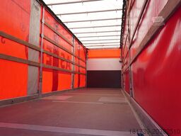 MAN TGX 35.580 E6 8x4 /4 / 23 EPAL tarpaulin