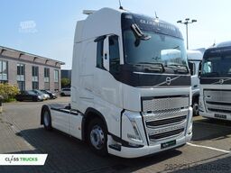 VOLVO FH 460 Globetrotter XL i-Save SideSkirts