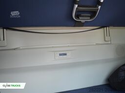 VOLVO FH 460 Globetrotter XL i-Save SideSkirts