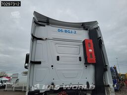 Mercedes Actros 1942 4X2 BigSpace 2x Tanks