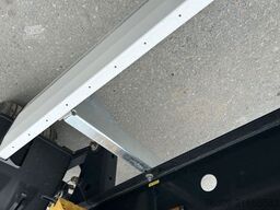 KRONE 2 Achswechselfahrgestell, Typ: MAXI AZW 18 eL3B7