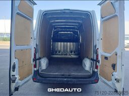 RENAULT MASTER FURGONE L2H2
