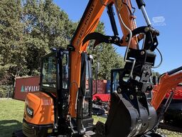 Tec-Point Minibagger Kubotamotor YX35 | 3,8 t | Stahlketten | PowerTilt |