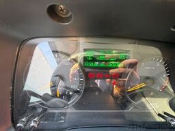 MITSUBISHI Fuso Canter 7C18 3-Sitzer Klima Ladebordwand