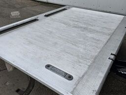 FUSO Canter 7C18 3-Sitzer Klima Ladebordwand