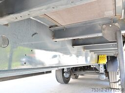 Schwarzmueller SPA 3/E  LIftachse Schiebeplane