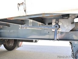 Schwarzmueller SPA 3/E  LIftachse Schiebeplane