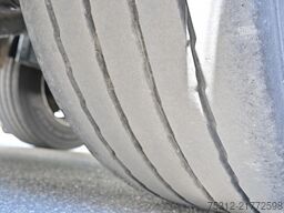 Schwarzmueller SPA 3/E  LIftachse Schiebeplane