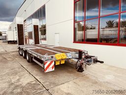 Möslein TT 31 31 t GG Tridem- Tieflader 3 Achs, gelenktNeufahrzeug