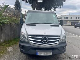 Mercedes-Benz Sprinter 316 Minibus. 12 seats and Euro 6. Repair
