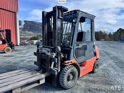 Toyota 62-7FDF25 Forklift