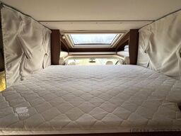 EURAMOBIL Profila RS 720 EB - Hub/Einzelbetten - Sat/TV -