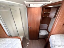 EURAMOBIL Profila RS 720 EB - Hub/Einzelbetten - Sat/TV -