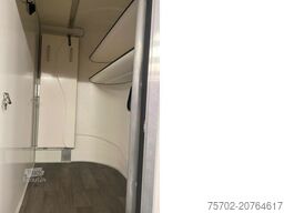 Anka Steinsberger 2-Pferdeanhänger mit Bett