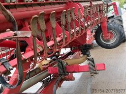 Kverneland Accord DG12000