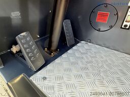 Combilift CB4000 GAS TRIPLEX 5200 POSITIONER