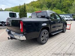 MERCEDES-BENZ X250d 4x4 Doppelkabine Allrad Schneepflug Schild