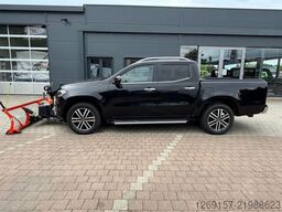 MERCEDES-BENZ X250d 4x4 Doppelkabine Allrad Schneepflug Schild