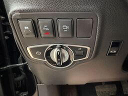 MERCEDES-BENZ X250d 4x4 Doppelkabine Allrad Schneepflug Schild