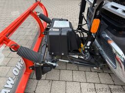 MERCEDES-BENZ X250d 4x4 Doppelkabine Allrad Schneepflug Schild