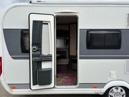 HOBBY Prestige 495 UL mit Einzelbetten aus 1. Hand