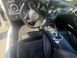MERCEDES-BENZ C 180 T AMG Line