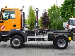 MAN TGM 13.290 / 4x4 / 30 tho. km!!! / HIAB