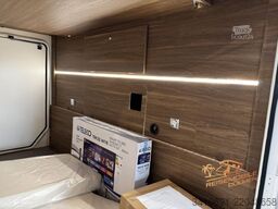 MOBILVETTA Krosser P90 NB 6xPakete TV NAVI MARKISE RFK FAS