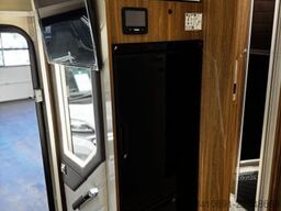 MOBILVETTA Krosser P86 ohne Hubbett ACC Wi-Fi TV Truma 6E
