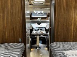 MOBILVETTA Krosser P86 ohne Hubbett ACC Wi-Fi TV Truma 6E