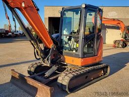 Hitachi ZX65USB-5A CLR